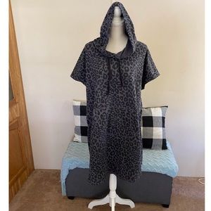 Xersion Leopard Print Sweatshirt Dress Size 1X